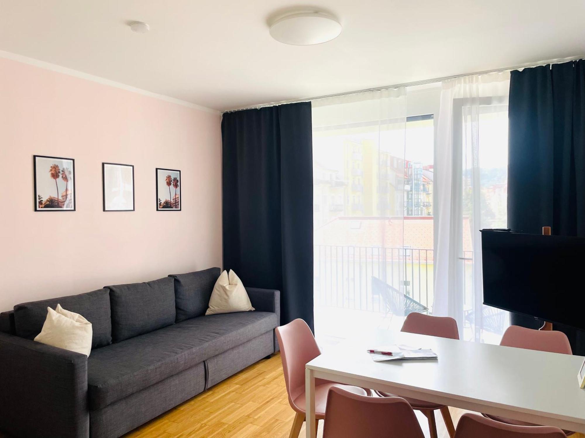 Apstay Center I Free Parking I Self Check-in Apartment Graz